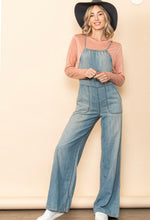 Load image into Gallery viewer, Vintage Washed Denim Wide Leg