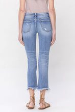 Load image into Gallery viewer, Light Wash Mid Rise Slim Straight Jean